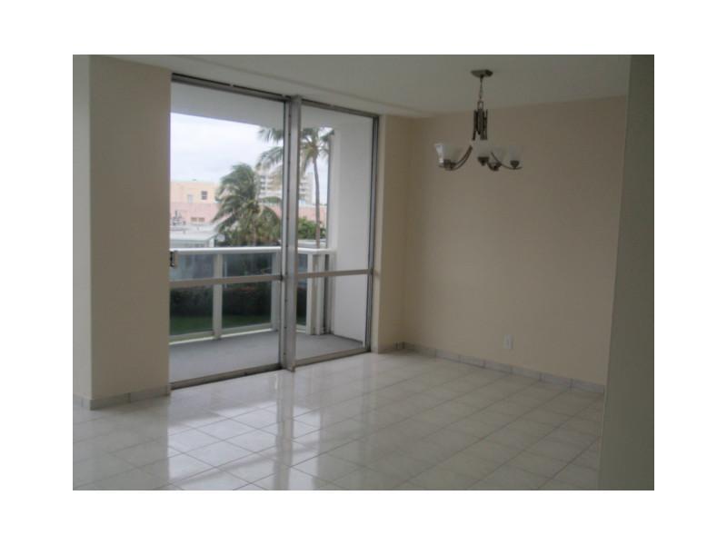 KING COLE CONDO - Residential Lease