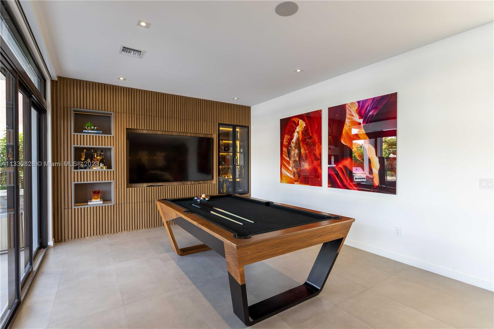 CORAL KEY VILLAS 5TH SEC - Residential