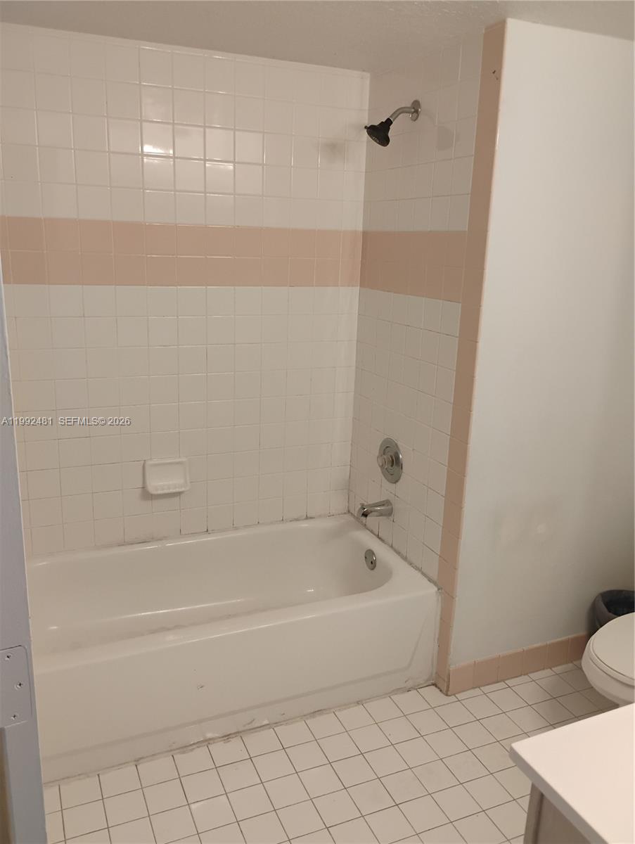 GARDENS OF SUNRISE CONDO - Residential