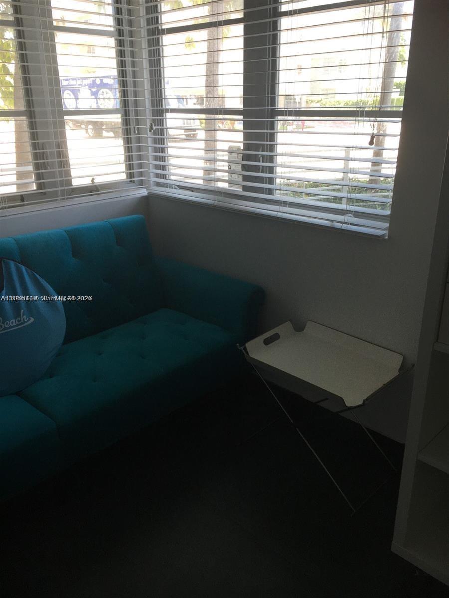 THE EVELYN CONDO - Residential Lease