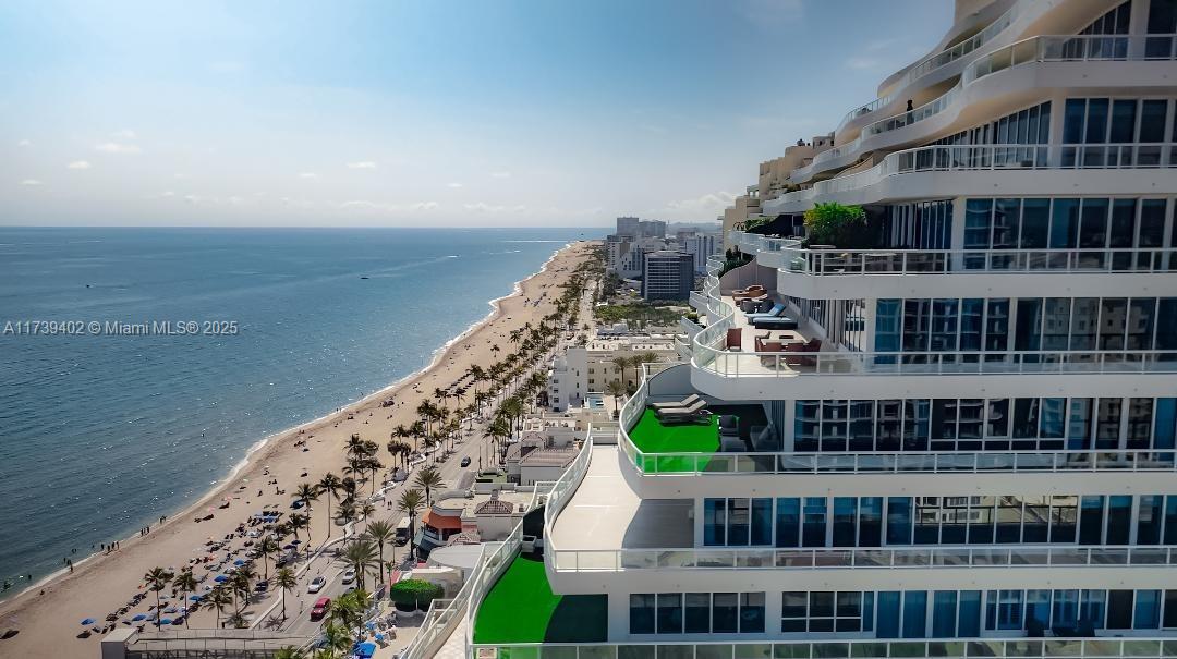 CASTILLO GRAND HOTEL RESI - Residential