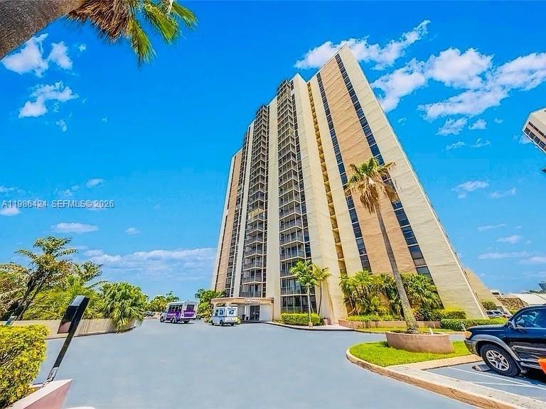 CORONADO CONDO- TOWER II - Residential