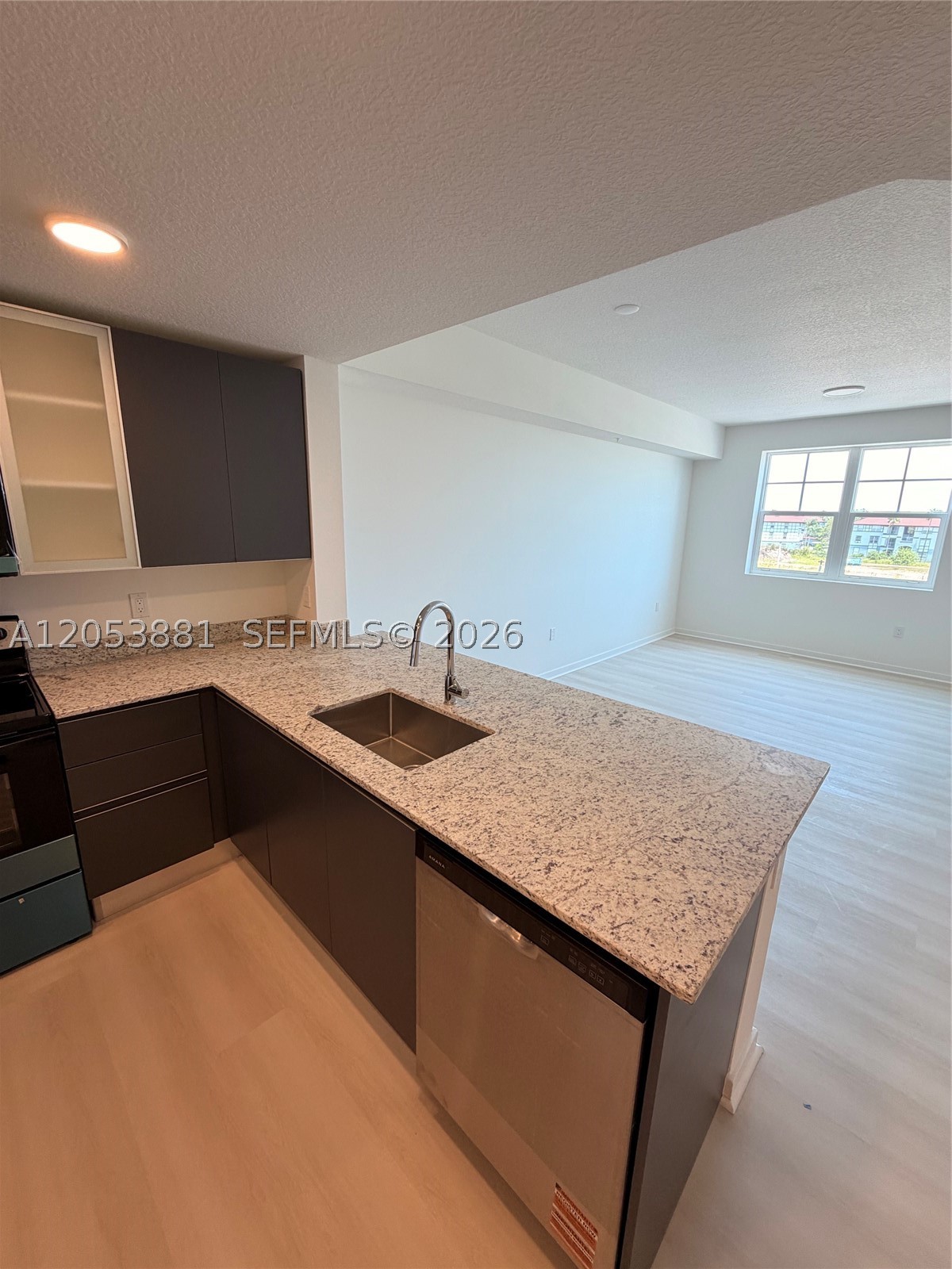 MILLENIA PARK - Residential