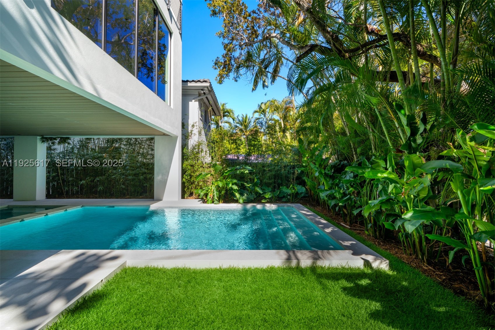 CRYSTAL BLUFF ADDN TO SIL - Residential
