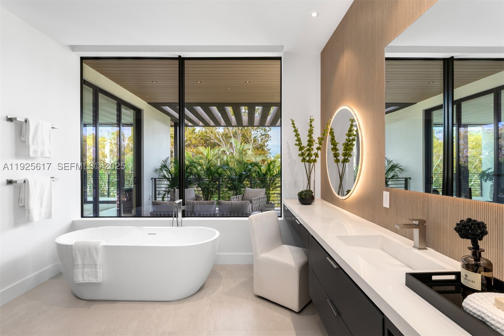 CRYSTAL BLUFF ADDN TO SIL - Residential