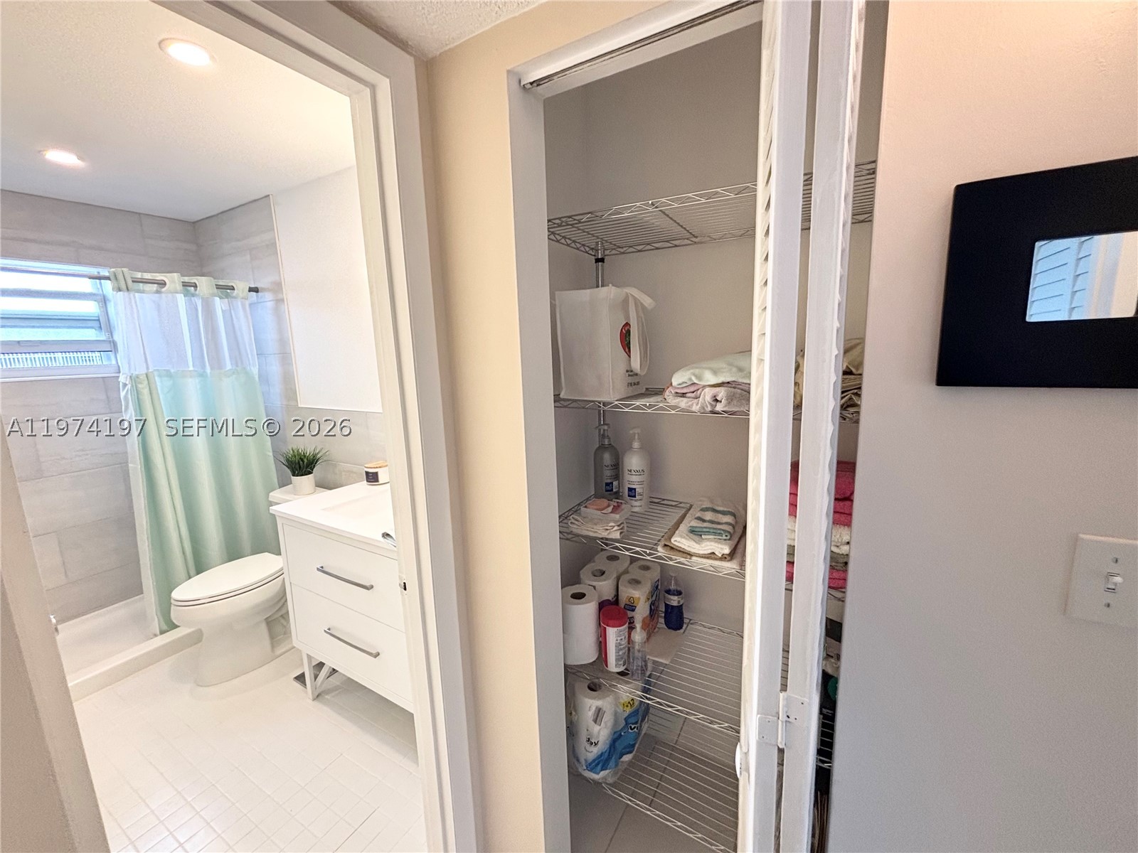 BEVERLY HILLS CONDO NUMBE - Residential