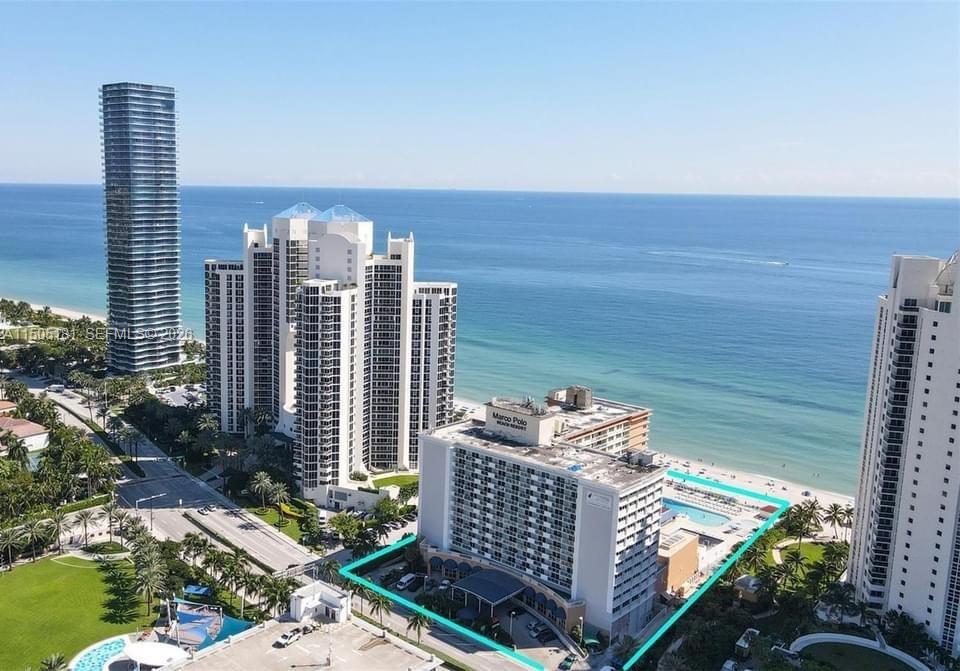 AVENTURA BEACH CLUB - Residential