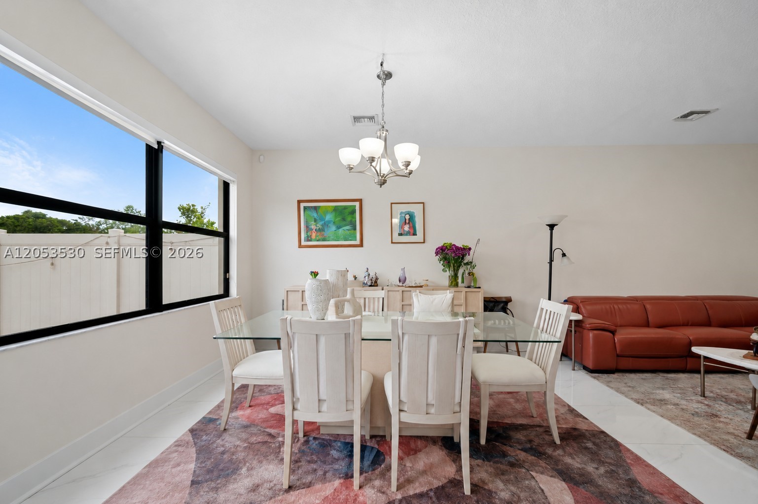 CHAMPION LAKES - Residential