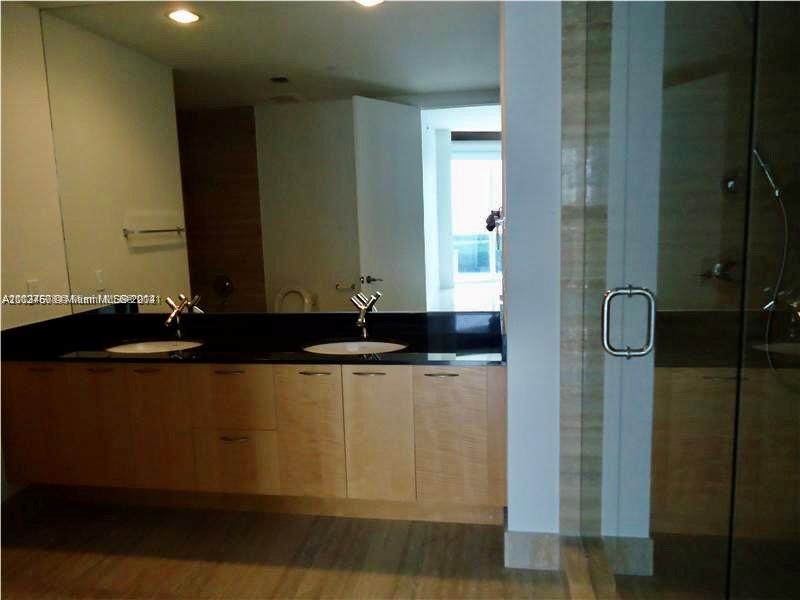 TDR TOWER III CONDO - Residential Lease