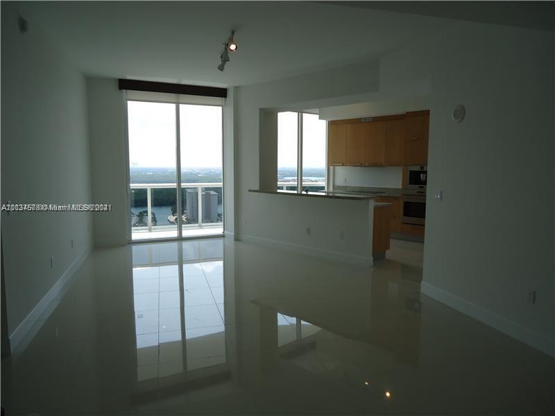 TDR TOWER III CONDO - Residential Lease