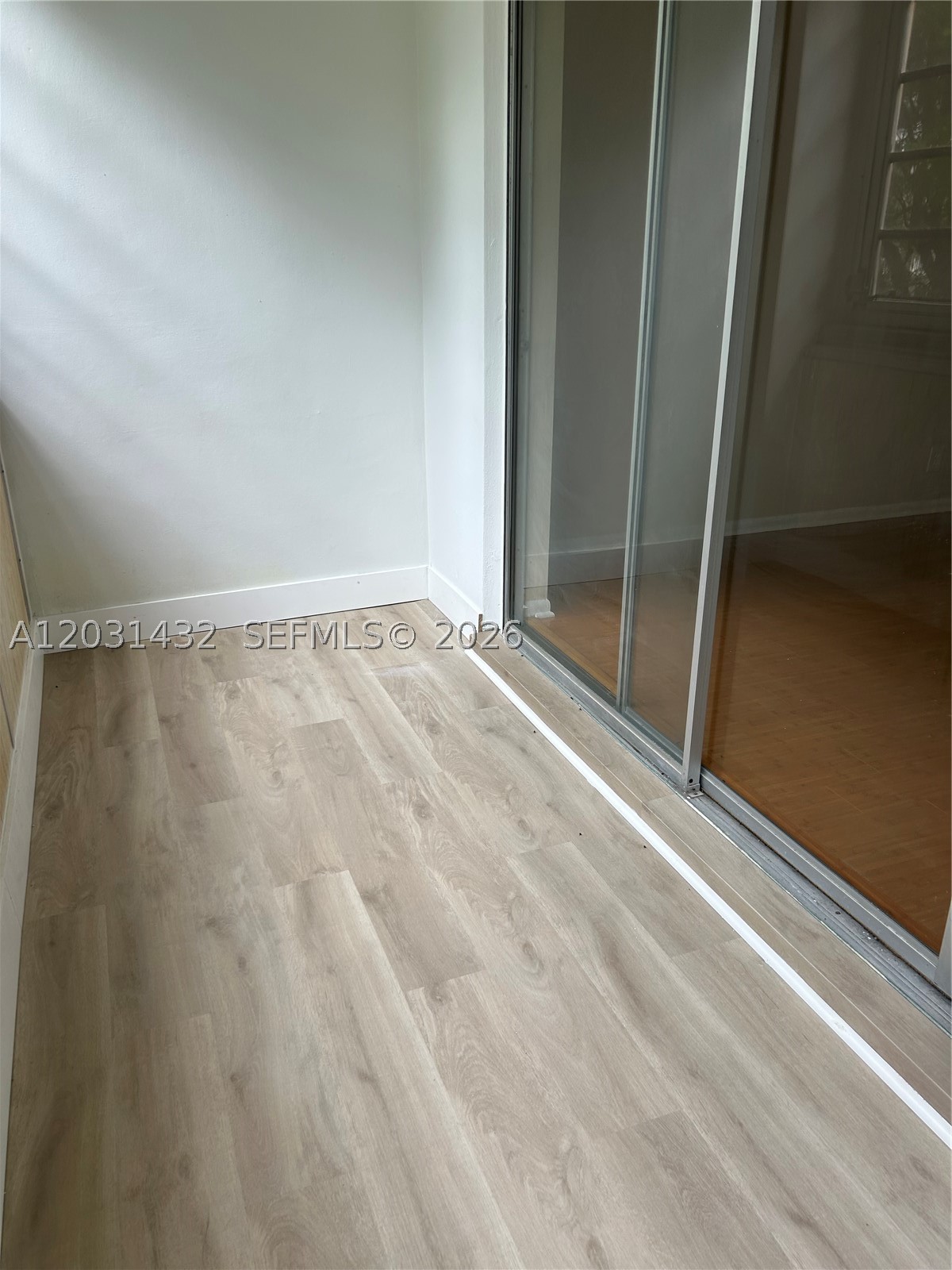 MEADOWBROOK TOWERS CONDO - Residential Lease