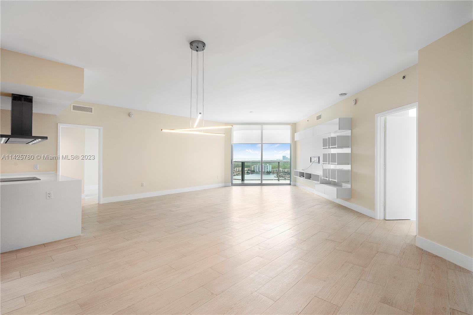 MARINA PALMS RESIDENCES - Residential Lease