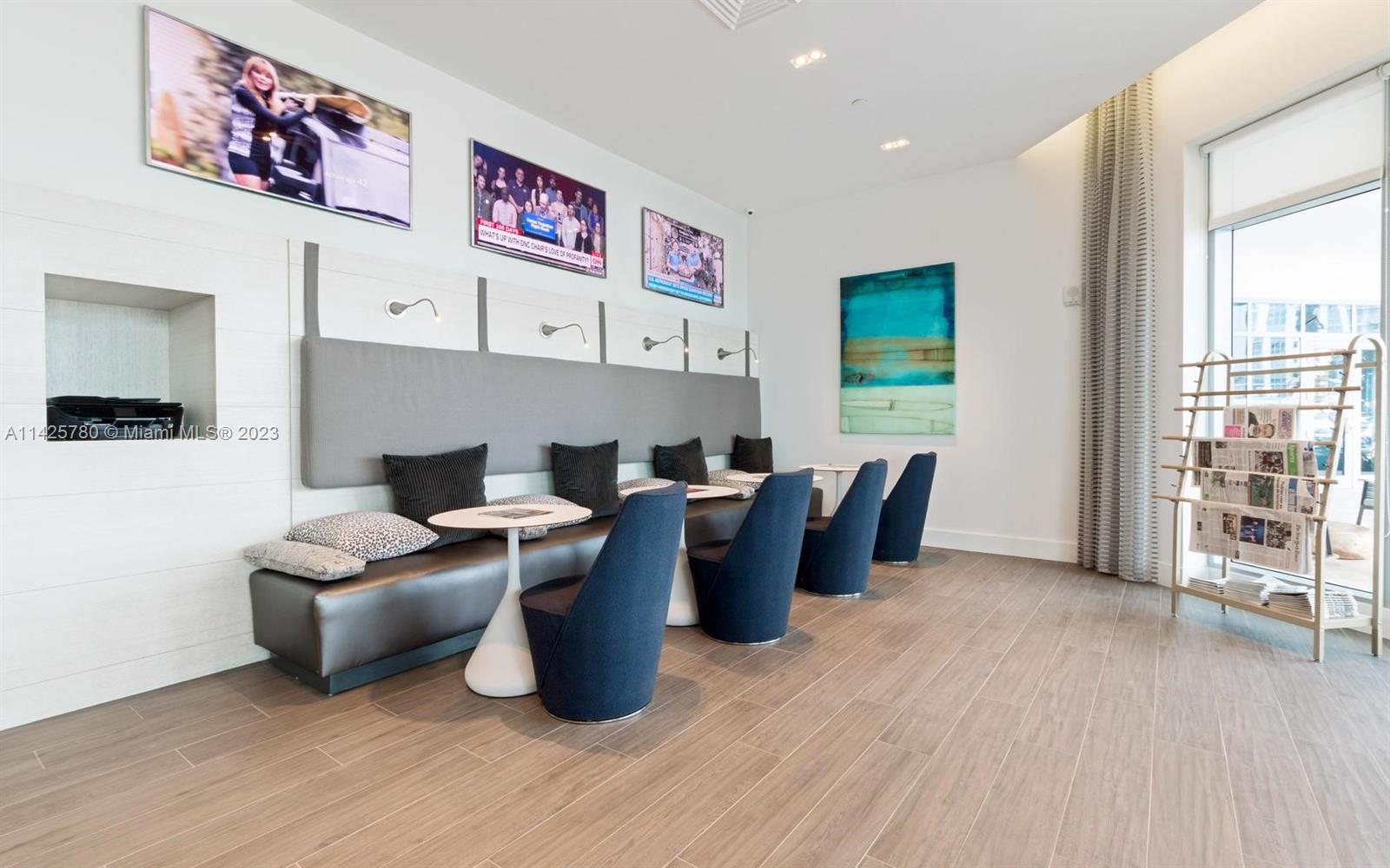 MARINA PALMS RESIDENCES - Residential Lease