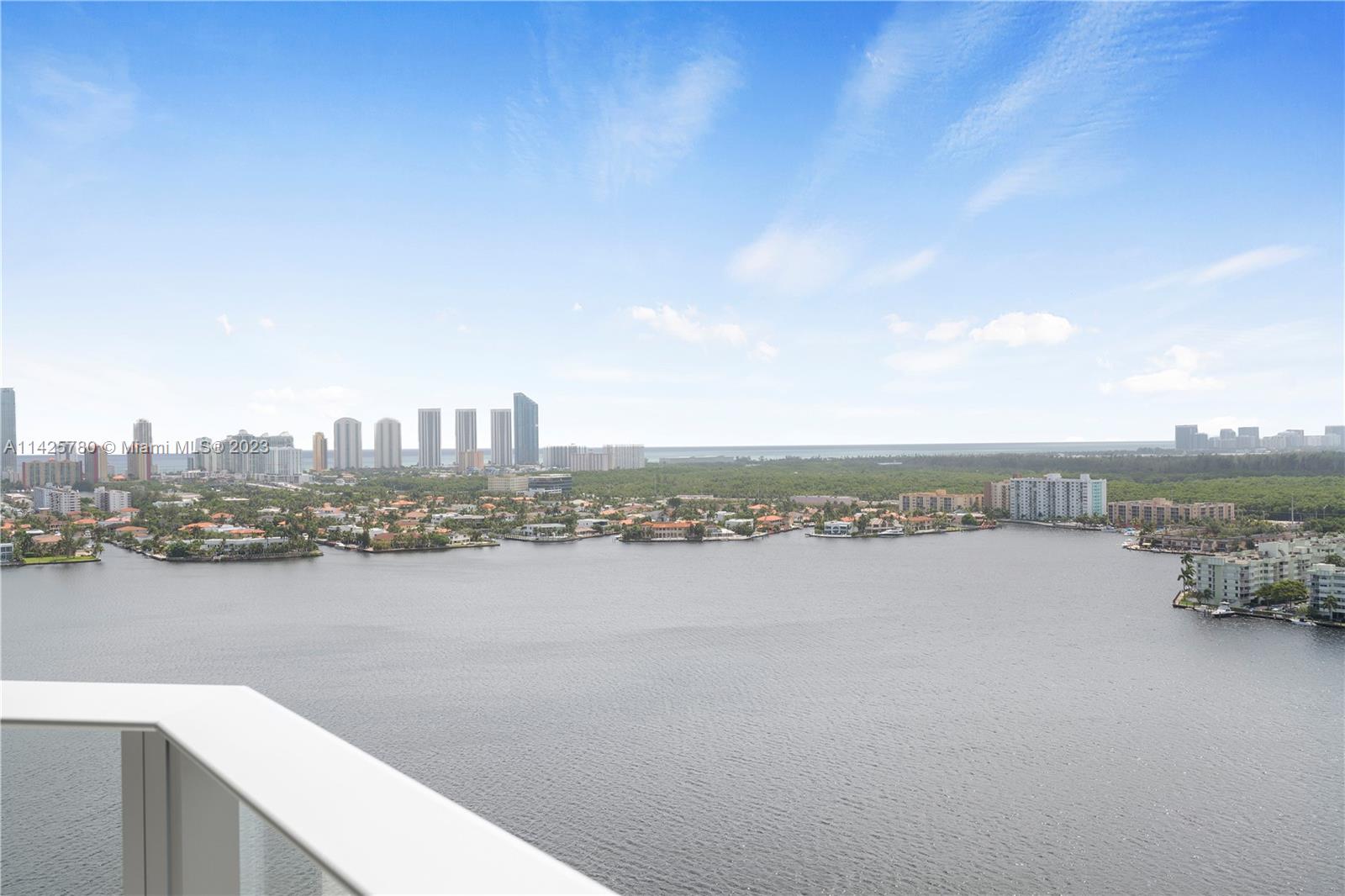 MARINA PALMS RESIDENCES - Residential Lease