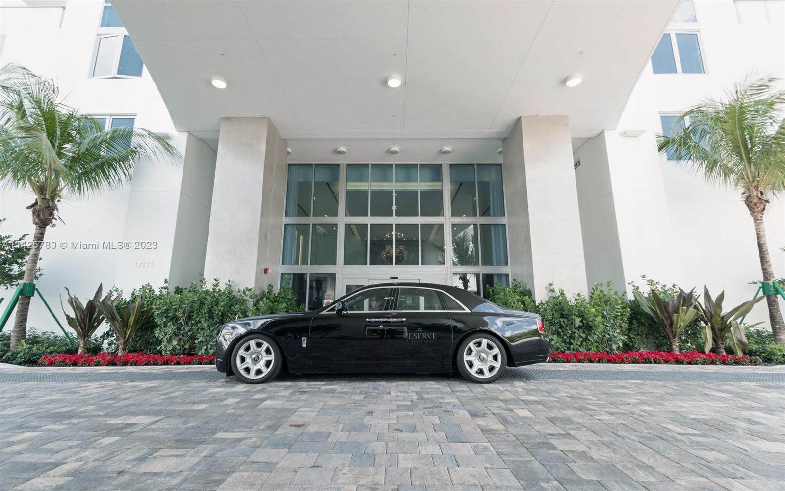 MARINA PALMS RESIDENCES - Residential Lease