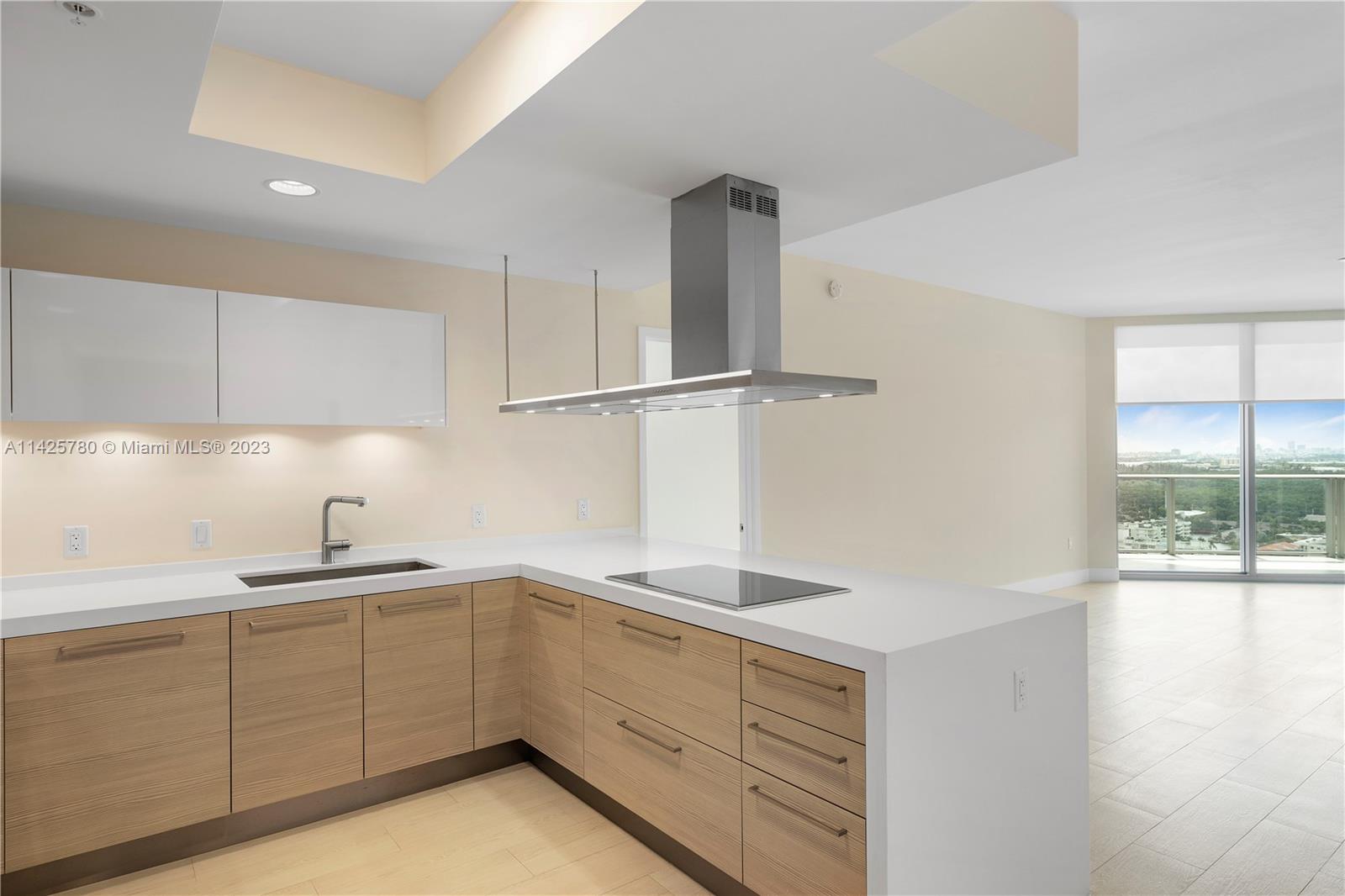 MARINA PALMS RESIDENCES - Residential Lease