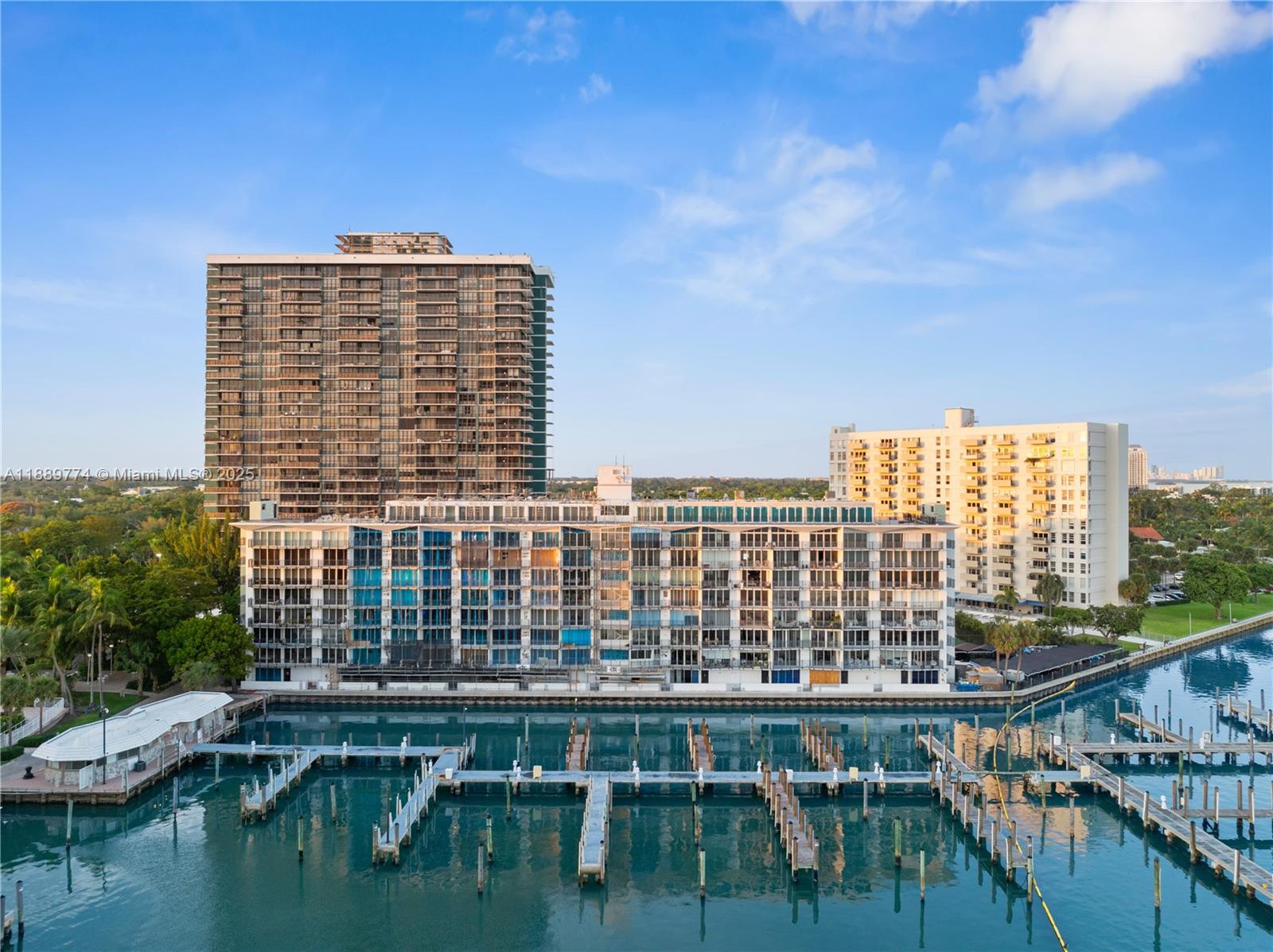 PALM BAY CONDOMINIUM - Residential