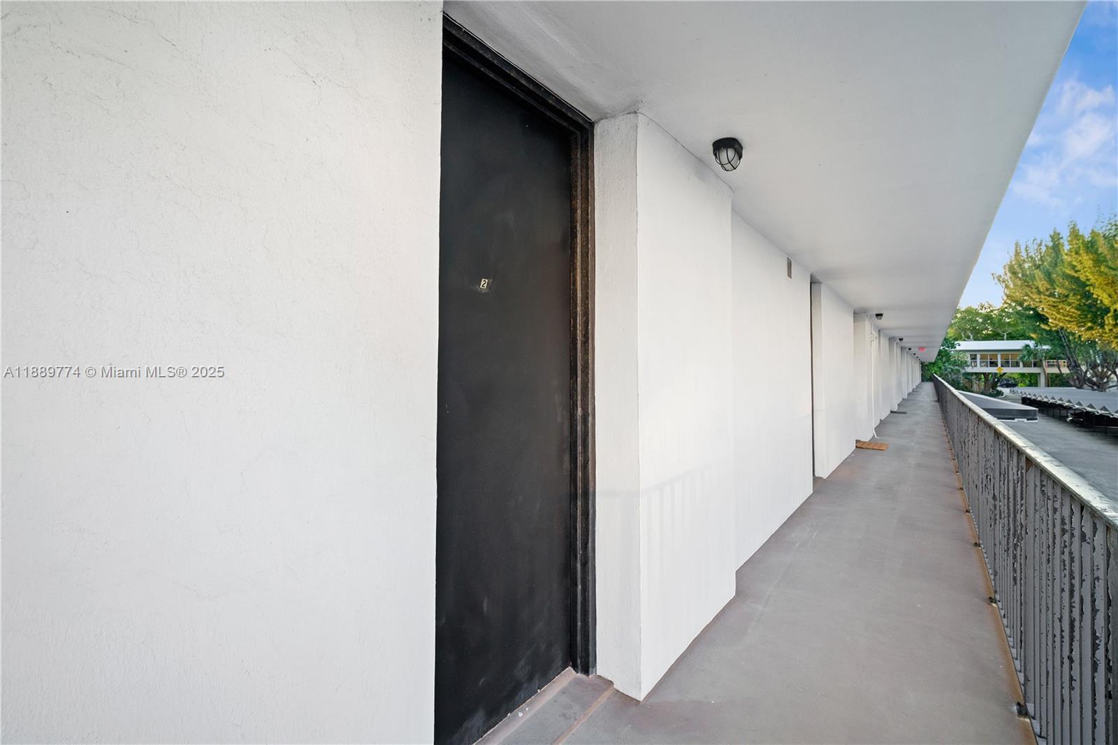 PALM BAY CONDOMINIUM - Residential