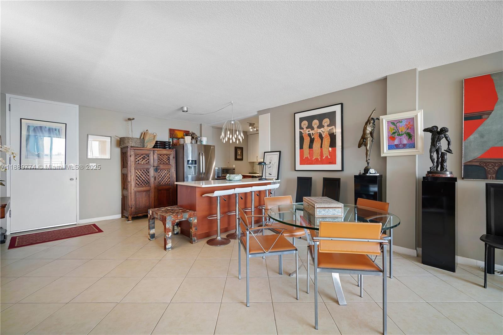 PALM BAY CONDOMINIUM - Residential