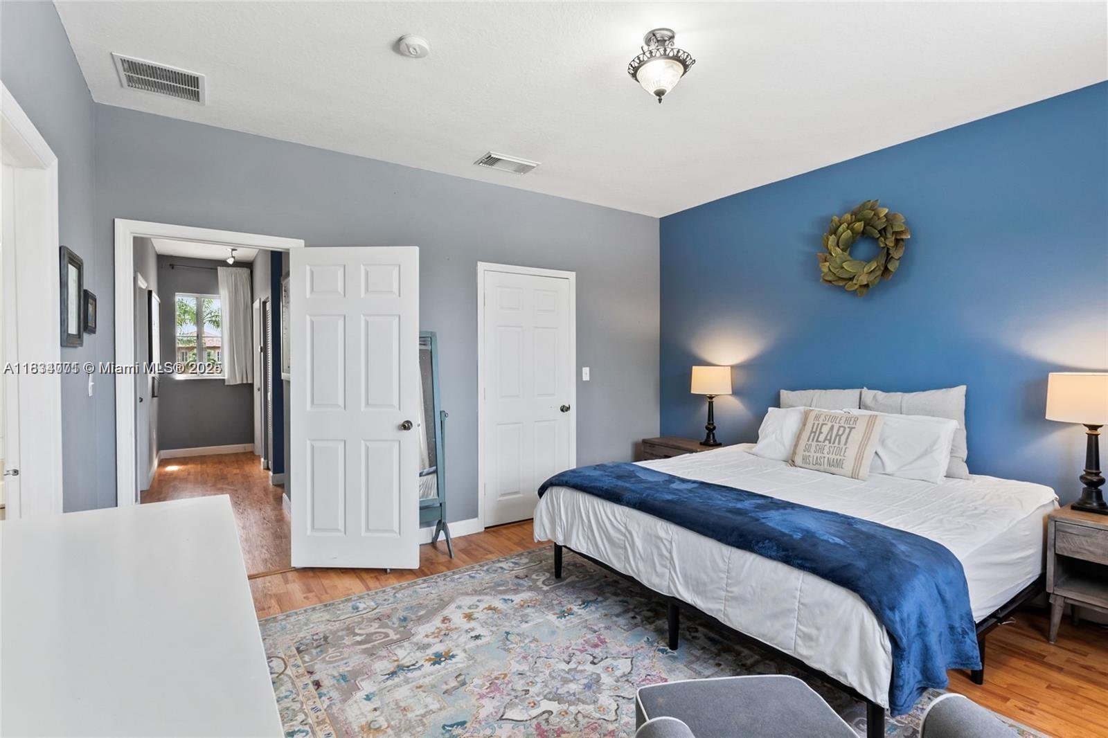 MEGHANS PLACE - Residential