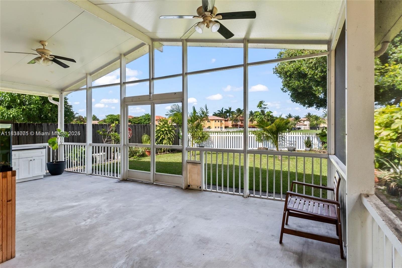 MEGHANS PLACE - Residential