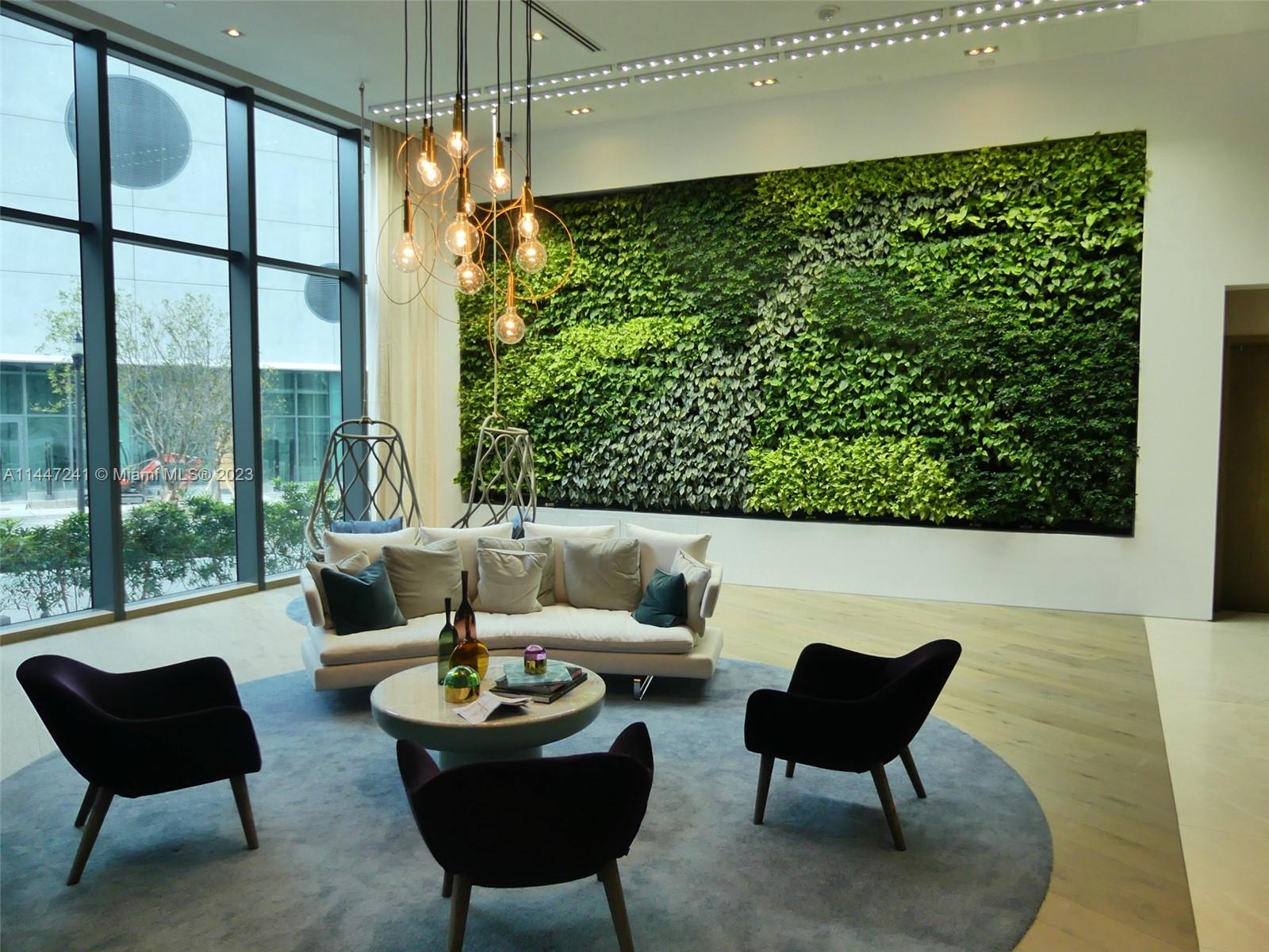 PARAISO BAY CONDO - Residential