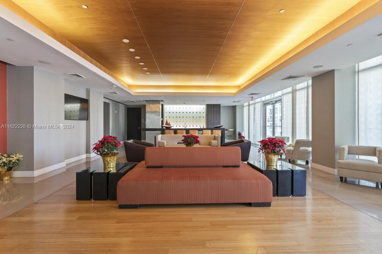 500 BRICKELL WEST CONDO - Residential Lease