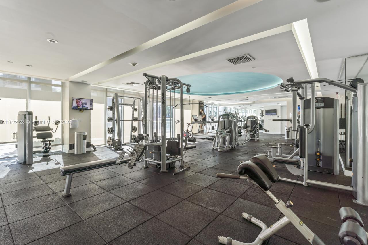 500 BRICKELL WEST CONDO - Residential Lease