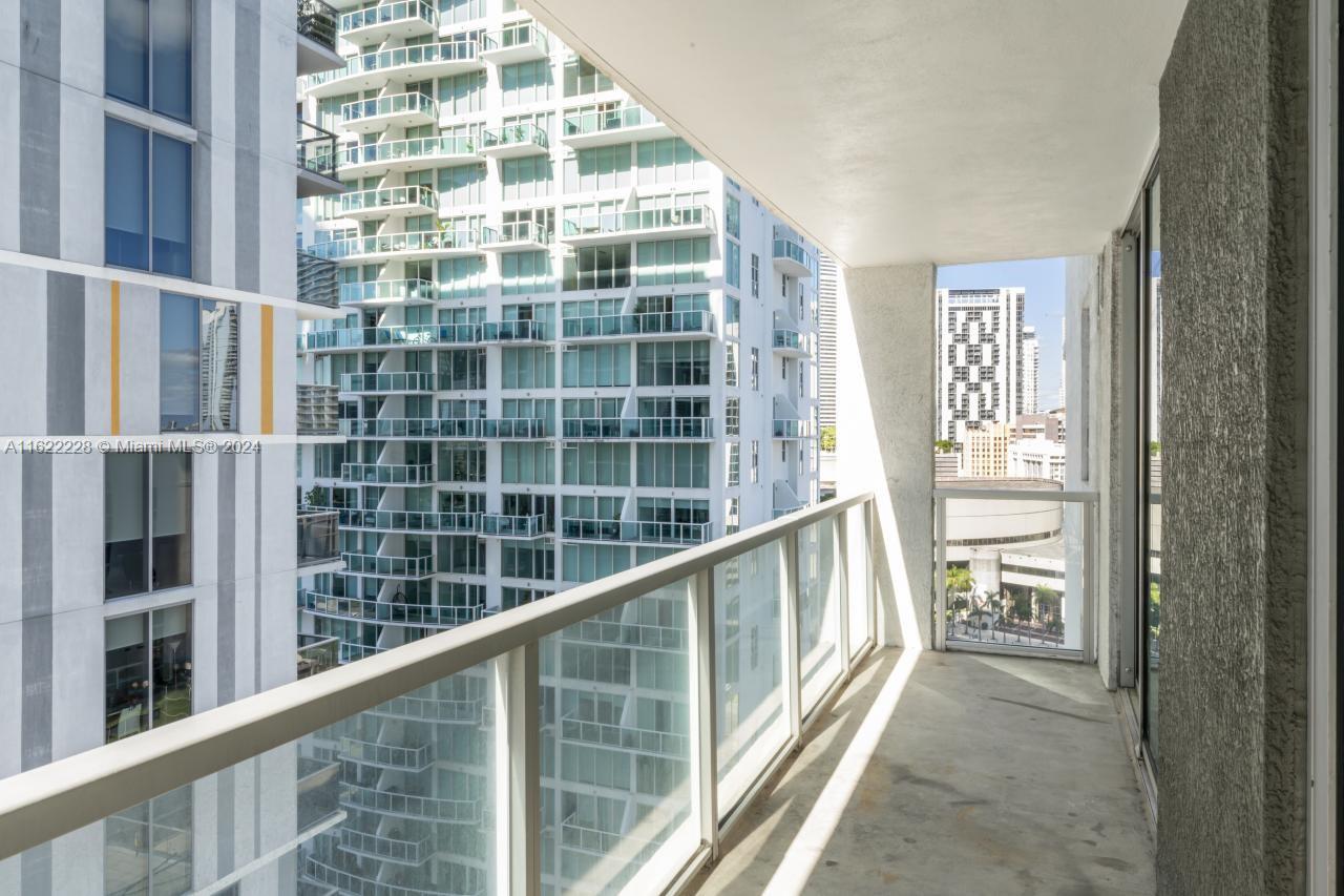 500 BRICKELL WEST CONDO - Residential Lease