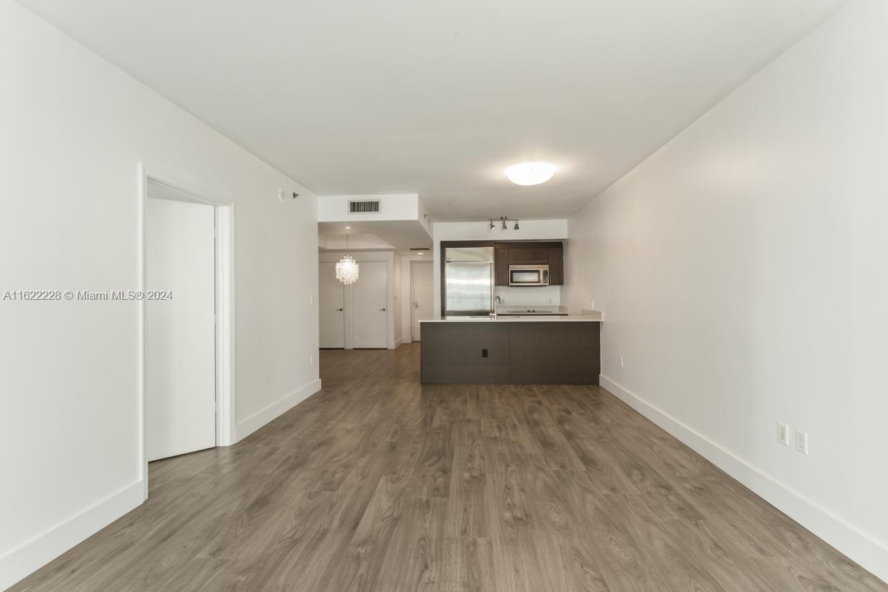 500 BRICKELL WEST CONDO - Residential Lease
