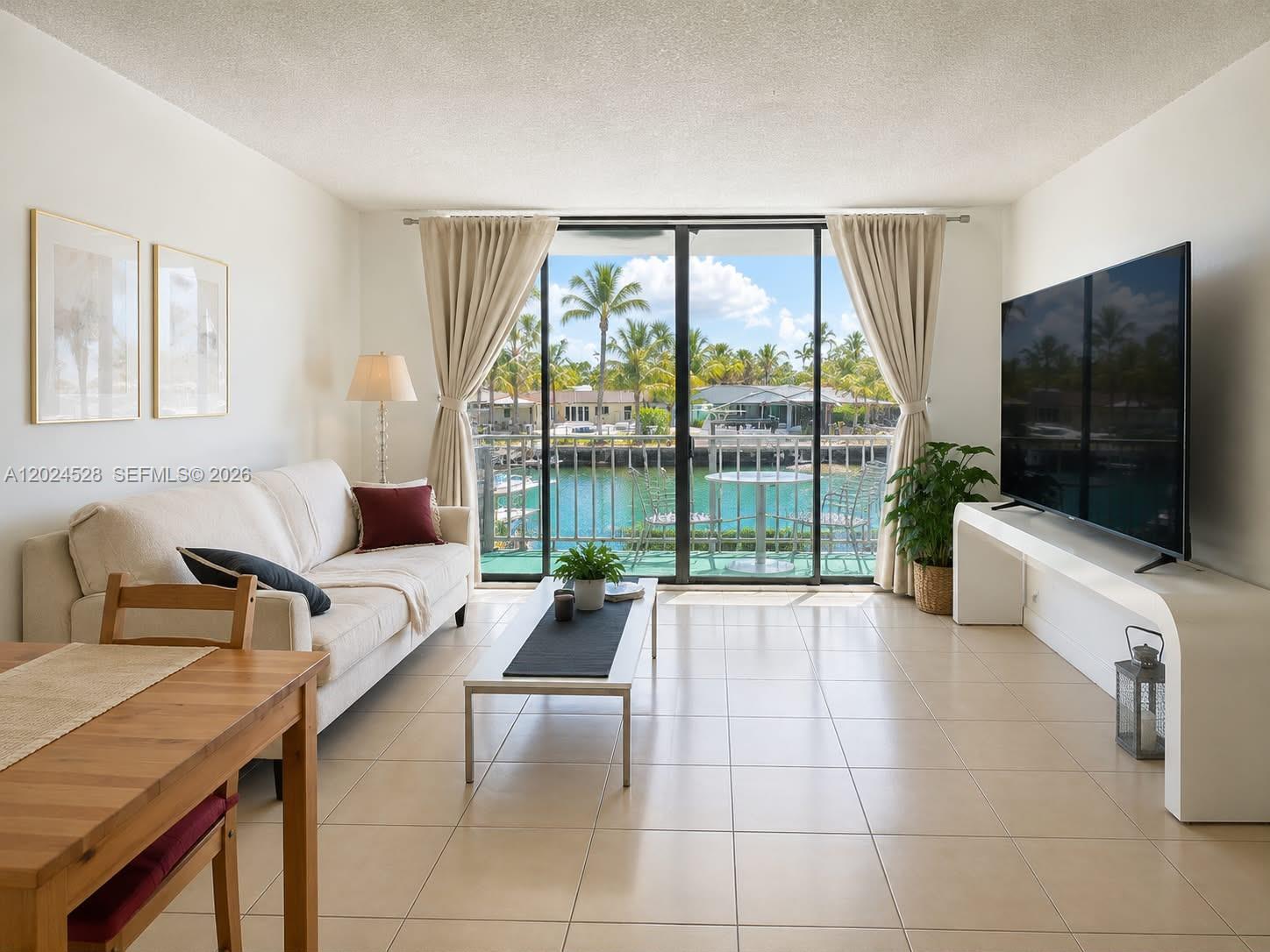 Partially remodeled condo, with all new appliances. Beautiful view of the canal and the pool from everywhere in the unit. Balcony and plenty of closet space.
