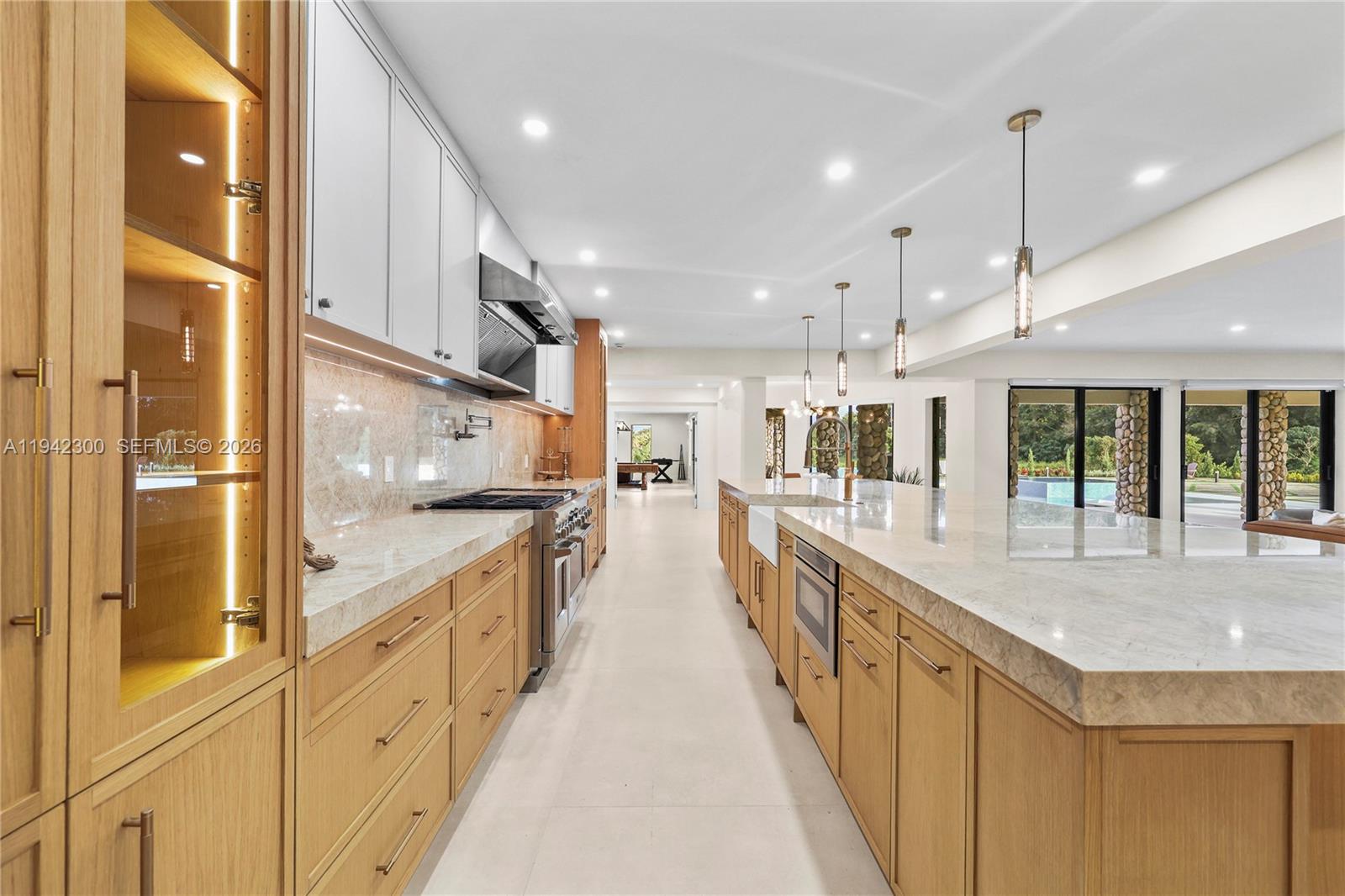 FLAMINGO GROVES - Residential
