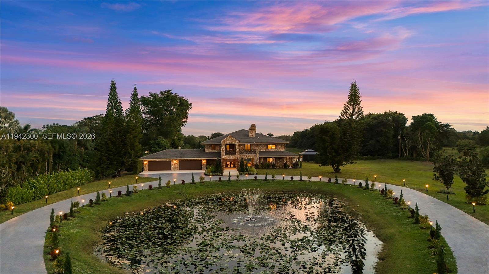 FLAMINGO GROVES - Residential