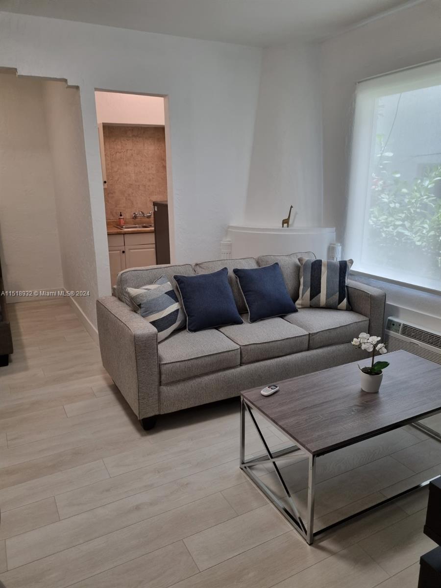 WALLIAN CO-OP APTS INC - Residential Lease