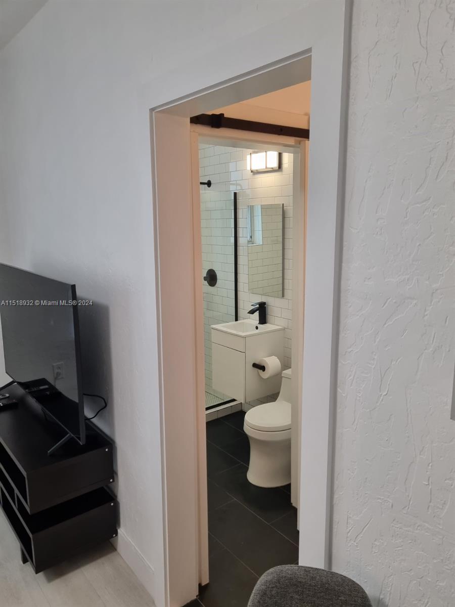 WALLIAN CO-OP APTS INC - Residential Lease