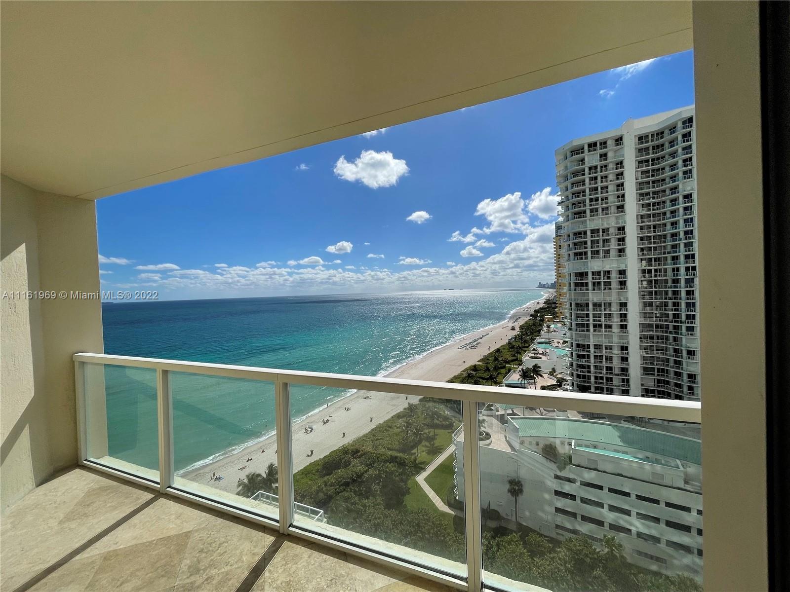 LA PERLA CONDO - Residential Lease