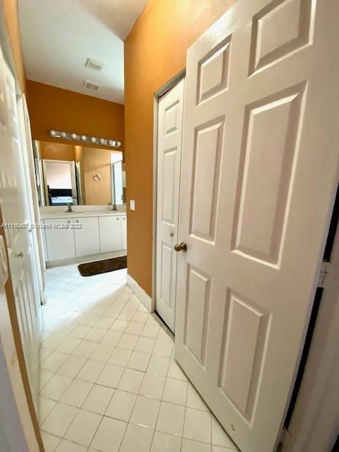Floridian Isles South - Residential