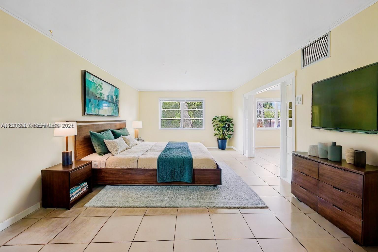 MANOR GROVE VILLAGE 1 CON - Residential
