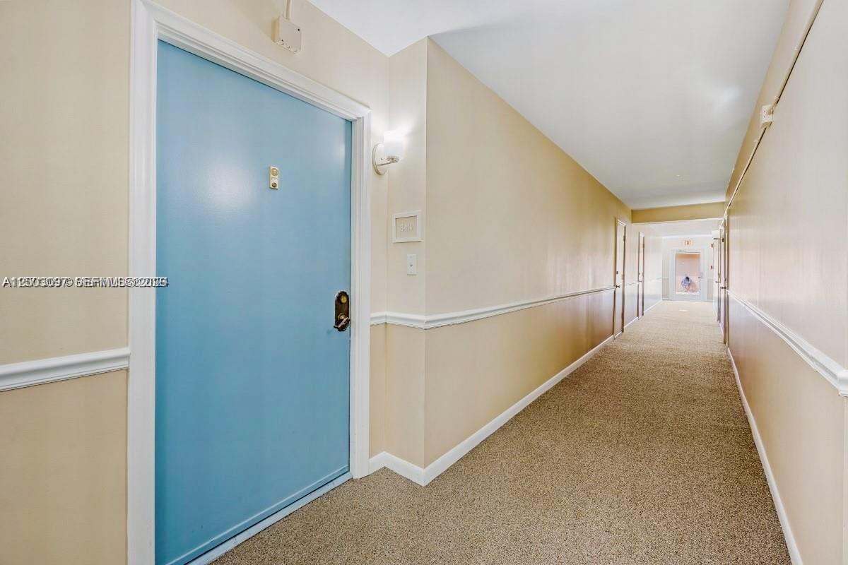 MANOR GROVE VILLAGE 1 CON - Residential