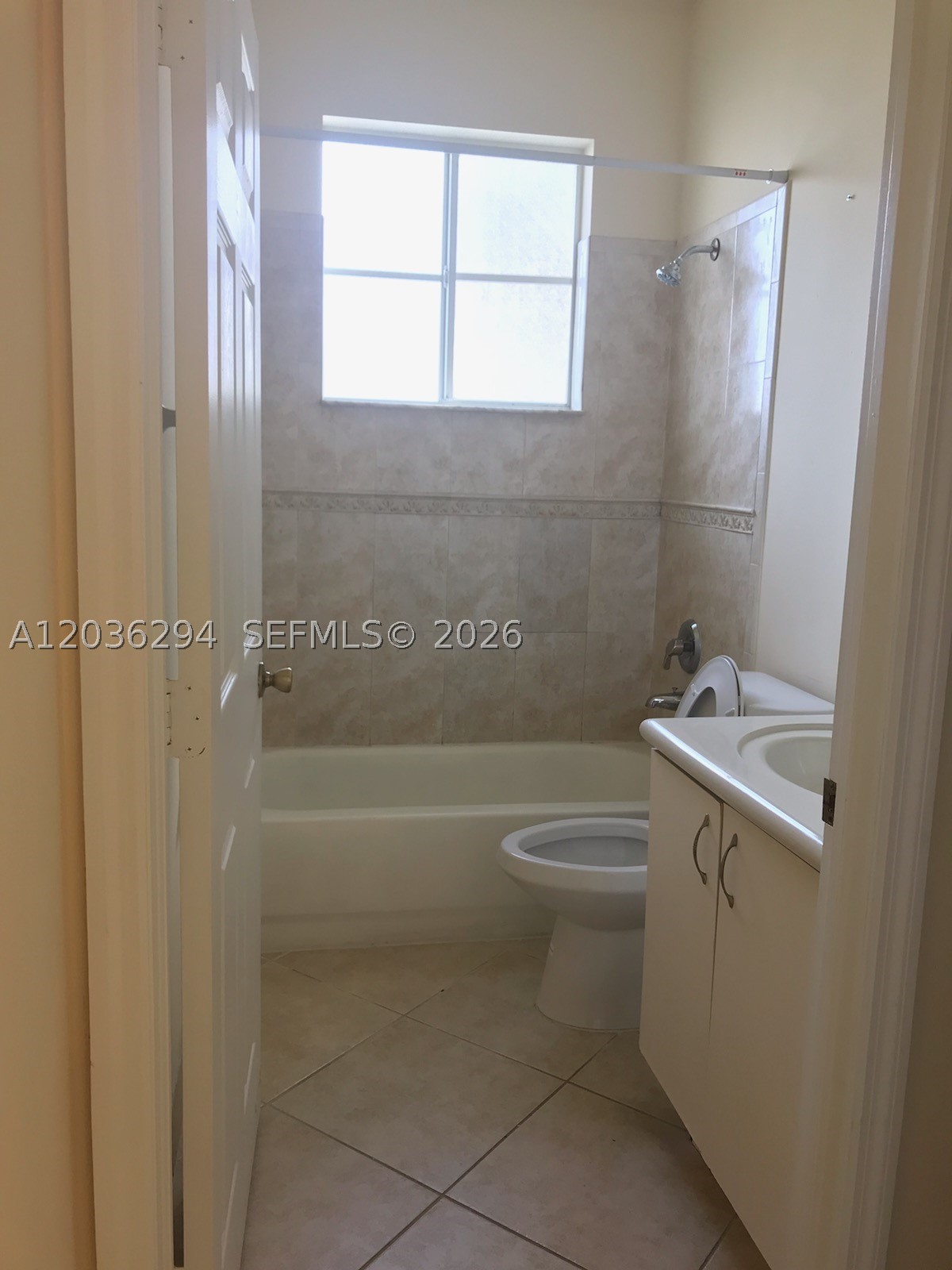 MOWRY VILLAS - Residential Lease