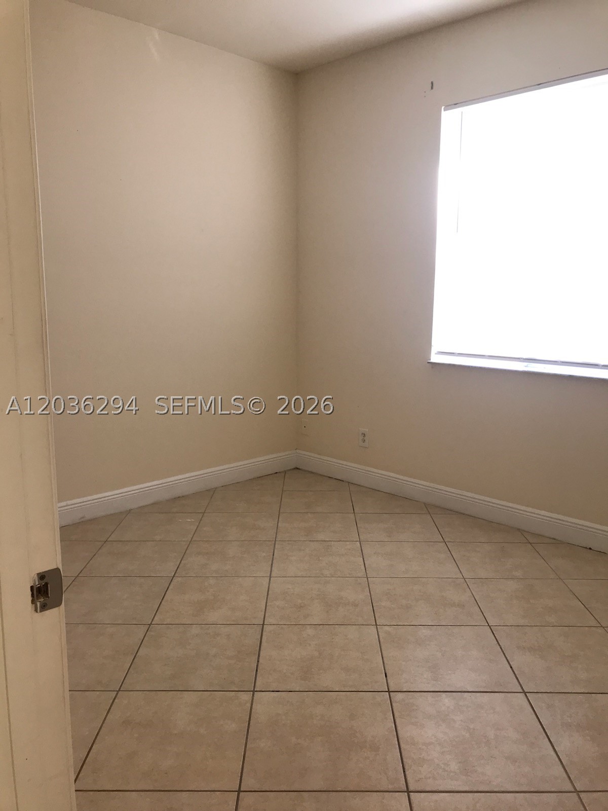 MOWRY VILLAS - Residential Lease