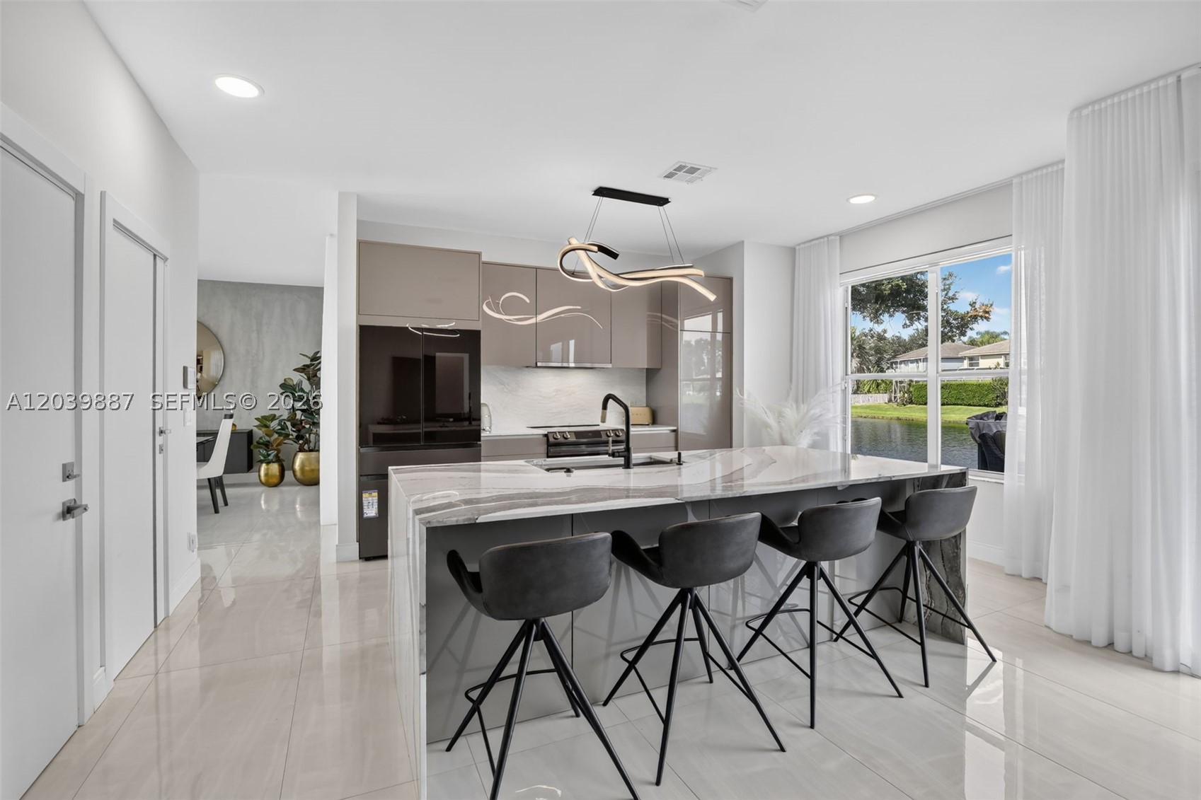 EMERALD COURTS - OPAL CRE - Residential