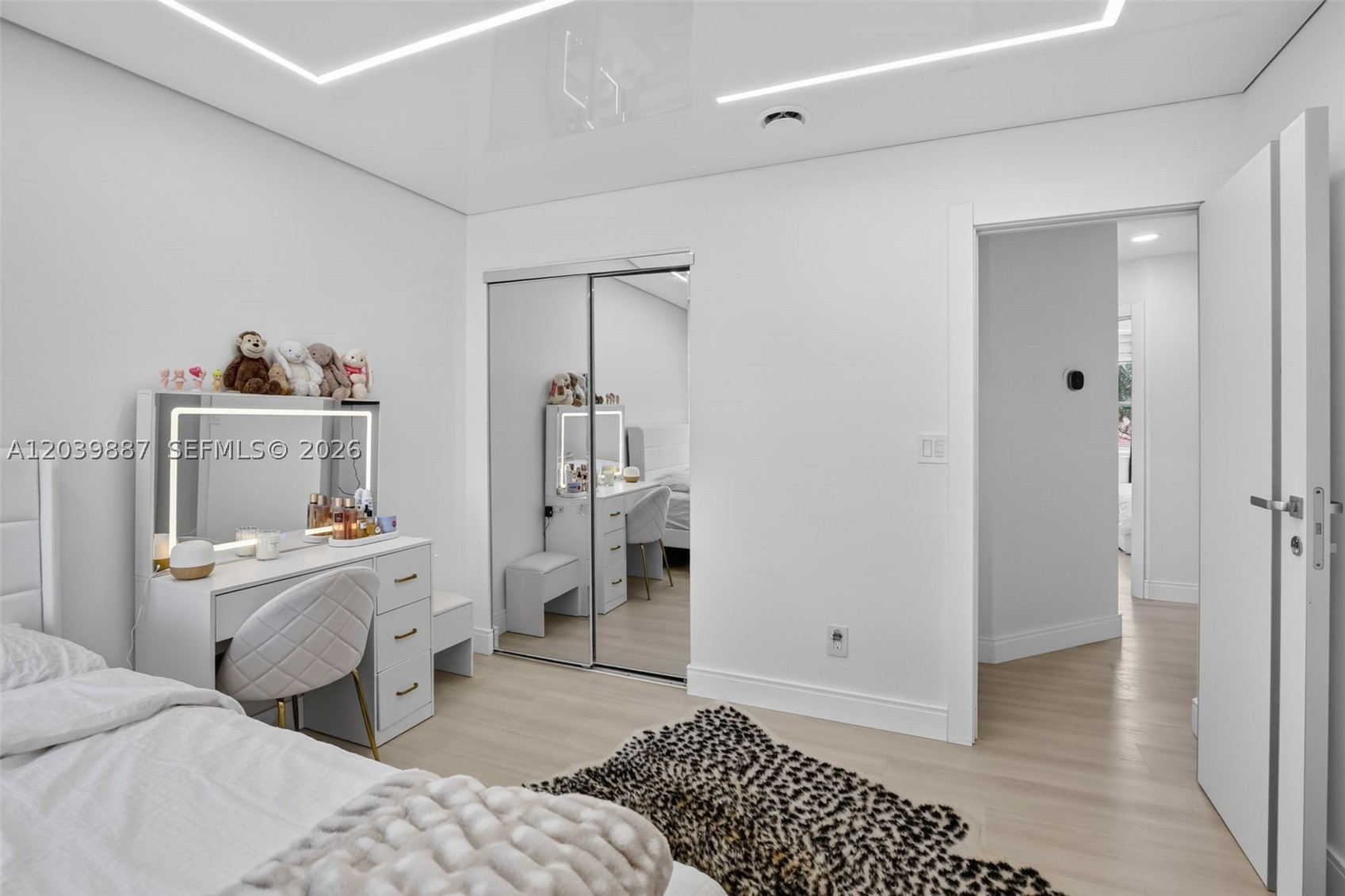 EMERALD COURTS - OPAL CRE - Residential