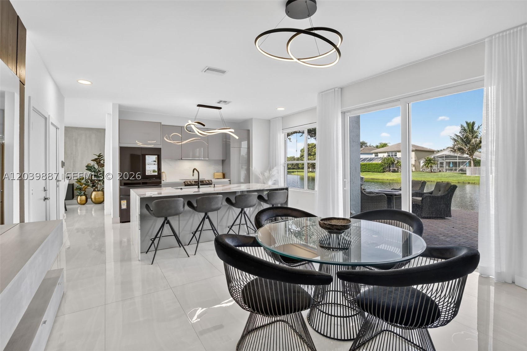 EMERALD COURTS - OPAL CRE - Residential