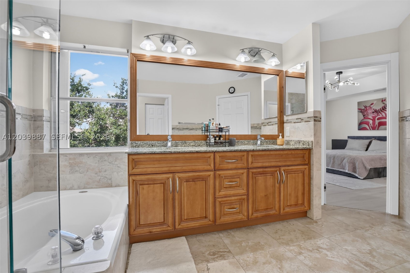 EMERALD COURTS - OPAL CRE - Residential