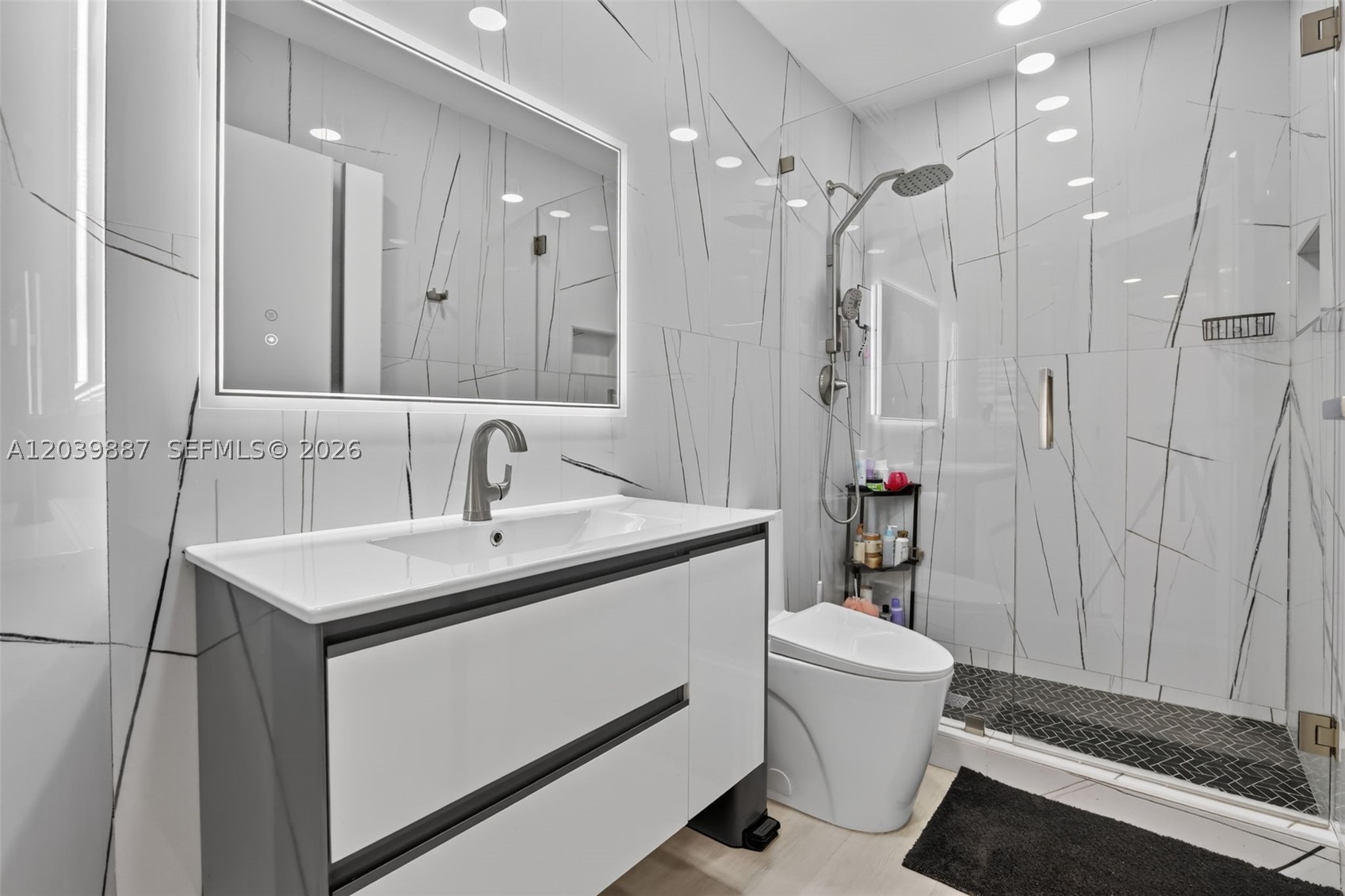 EMERALD COURTS - OPAL CRE - Residential