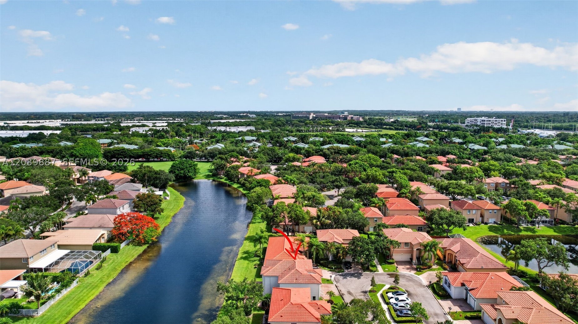 EMERALD COURTS - OPAL CRE - Residential