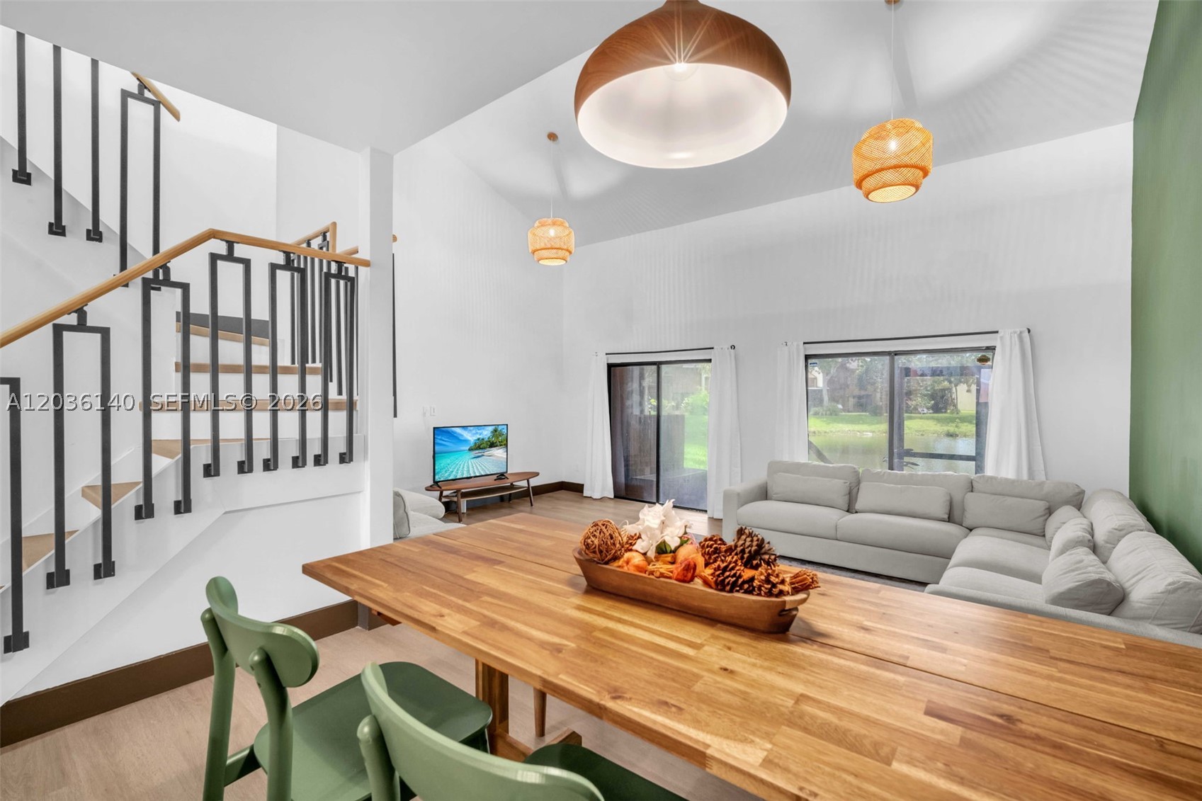 PINE ISLAND LAKES TOWNHOM - Residential