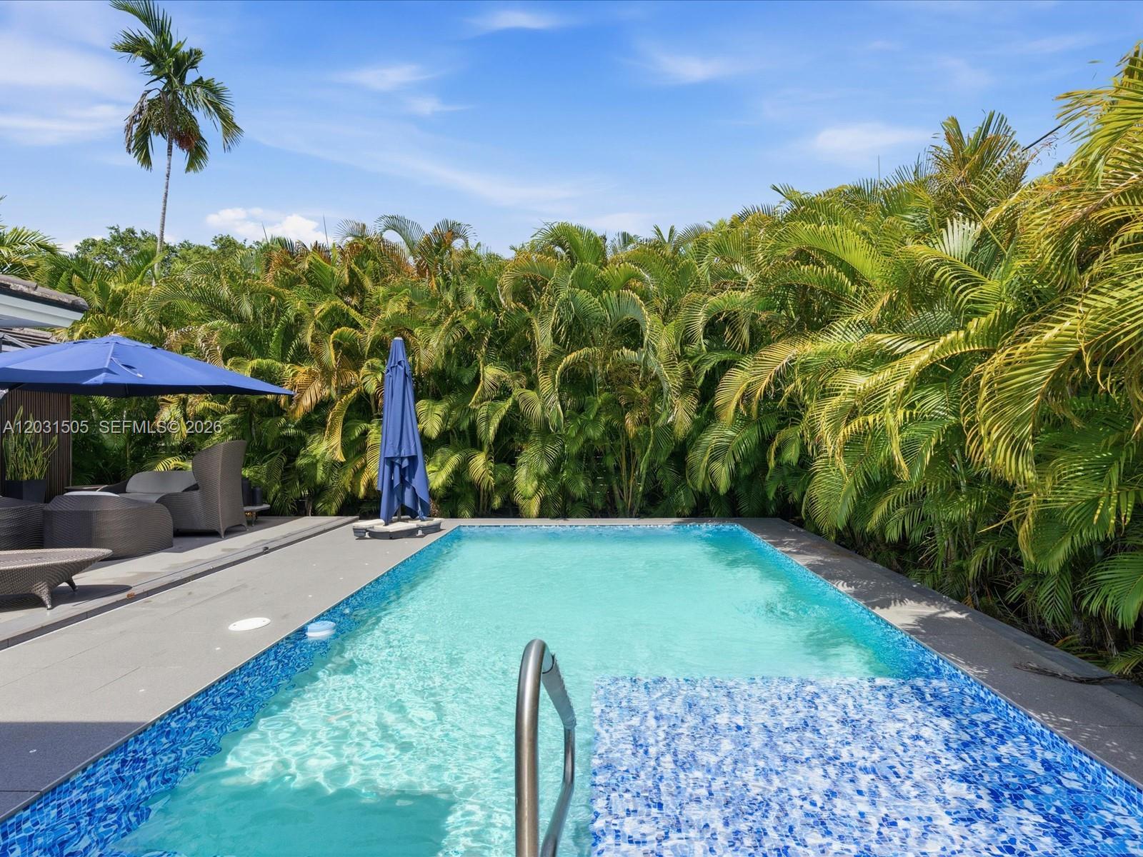 EARLETON SHORES - Residential
