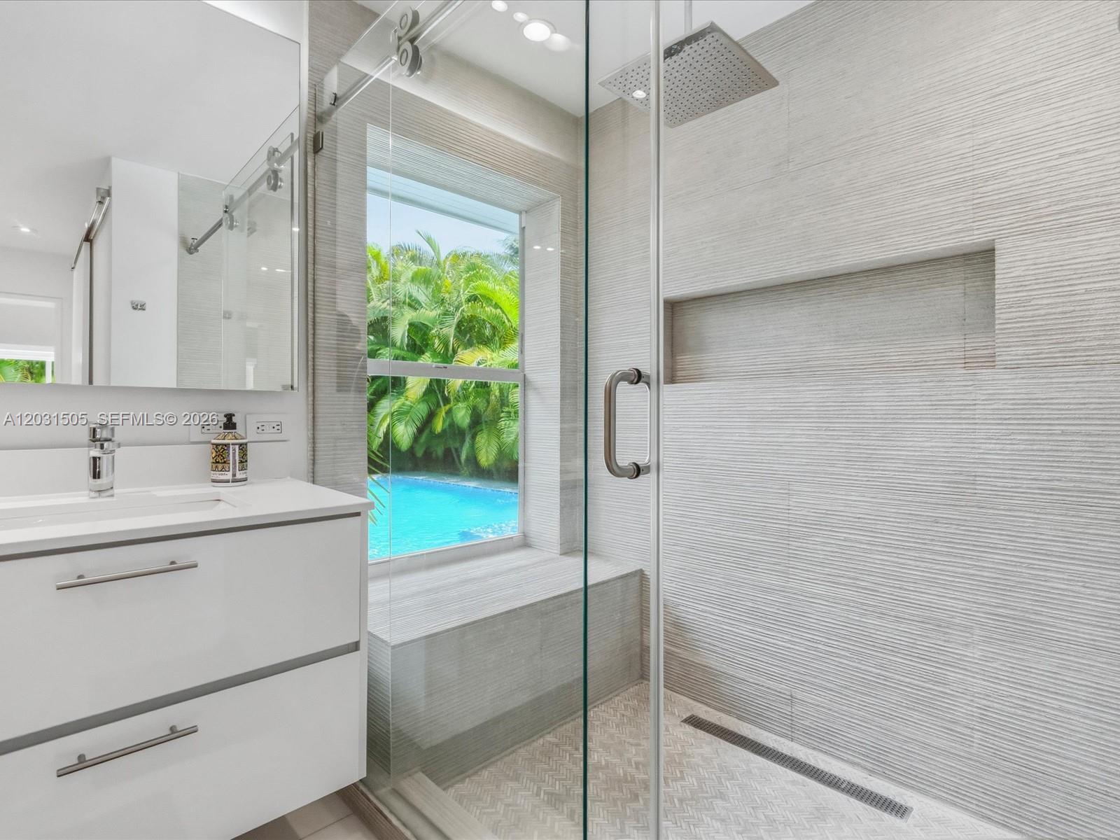 EARLETON SHORES - Residential